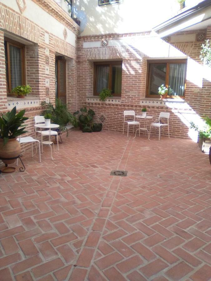 Apartmentos El Alfar Del Sacramento Toledo Luaran gambar